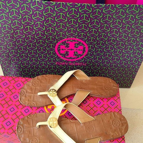 Tory Burch Designer Cream Off White Thora Sandals Flip Flops Size 7 - Picture 3 of 6